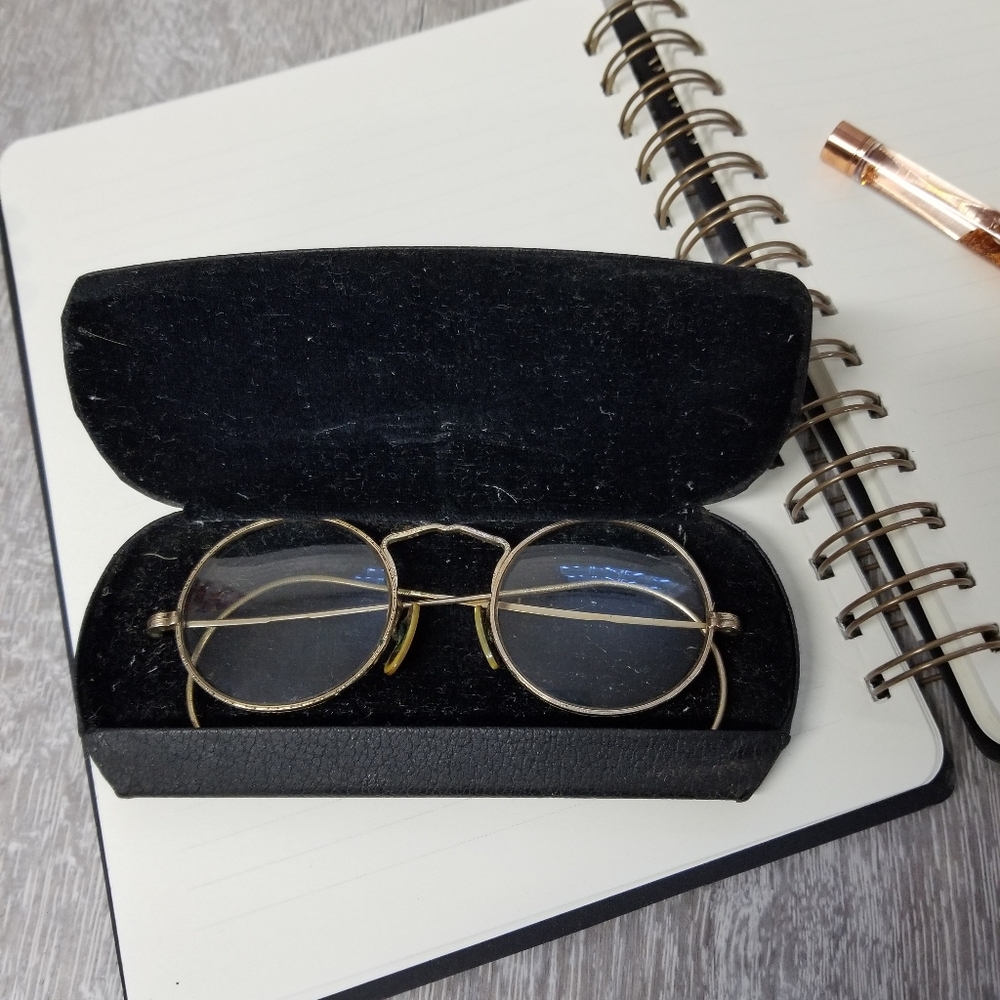 AO Cortland Antique gold wire rims glasses - Picture 7 of 10